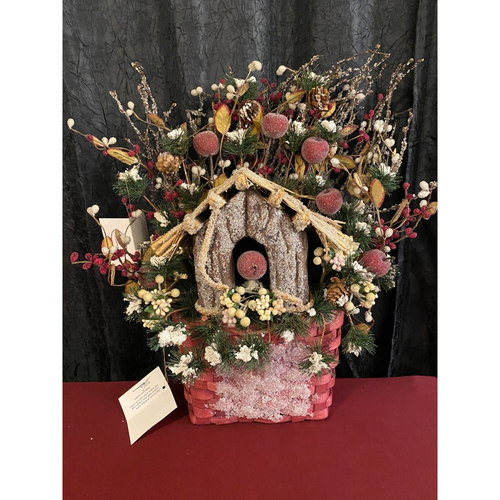 Valerie Parr Hill Birdhouse Floral Basket Arraignment Holiday Centerpiece 2006